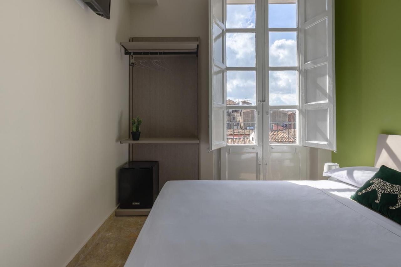 Bed and Breakfast Il Sovrano Catania Esterno foto