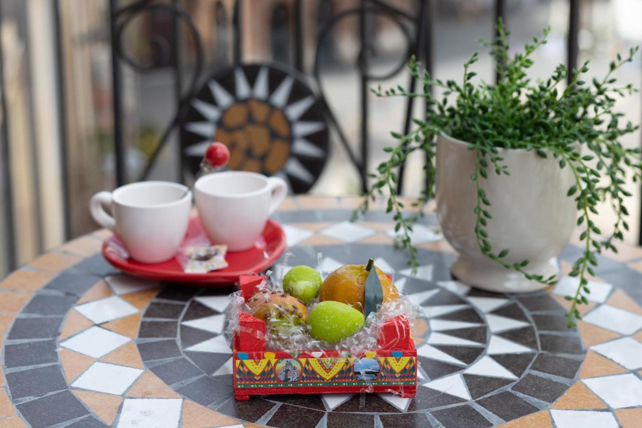 Bed and Breakfast Il Sovrano Catania Esterno foto